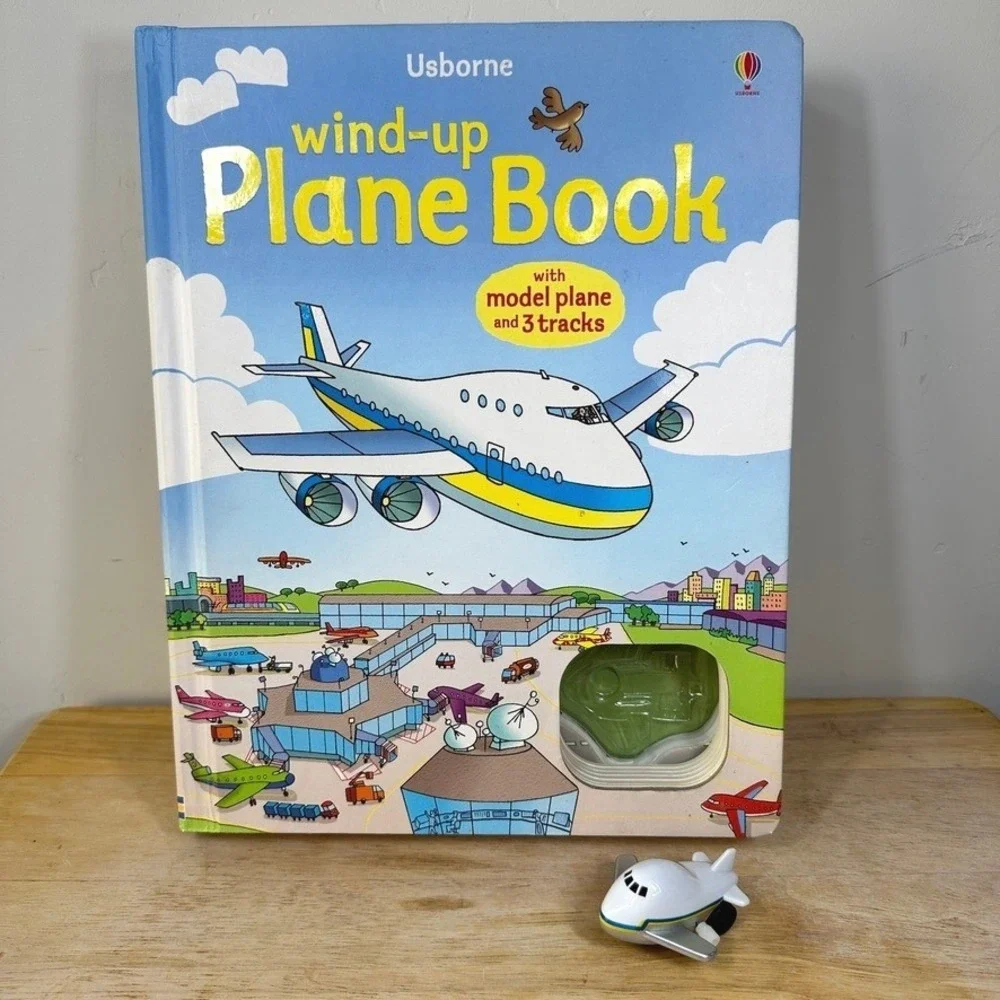 Usborne Wind-up Plane Book with Model Plane and 3 Tracks‎ Interactive Hardcover